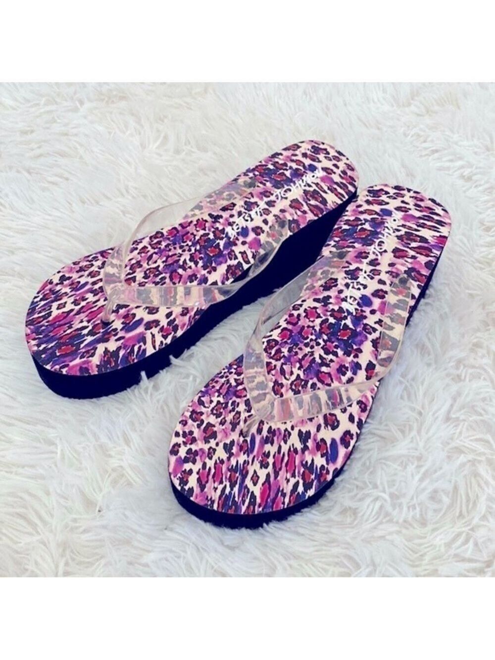 NWOT Y2K Betsey Johnson platform flip flops